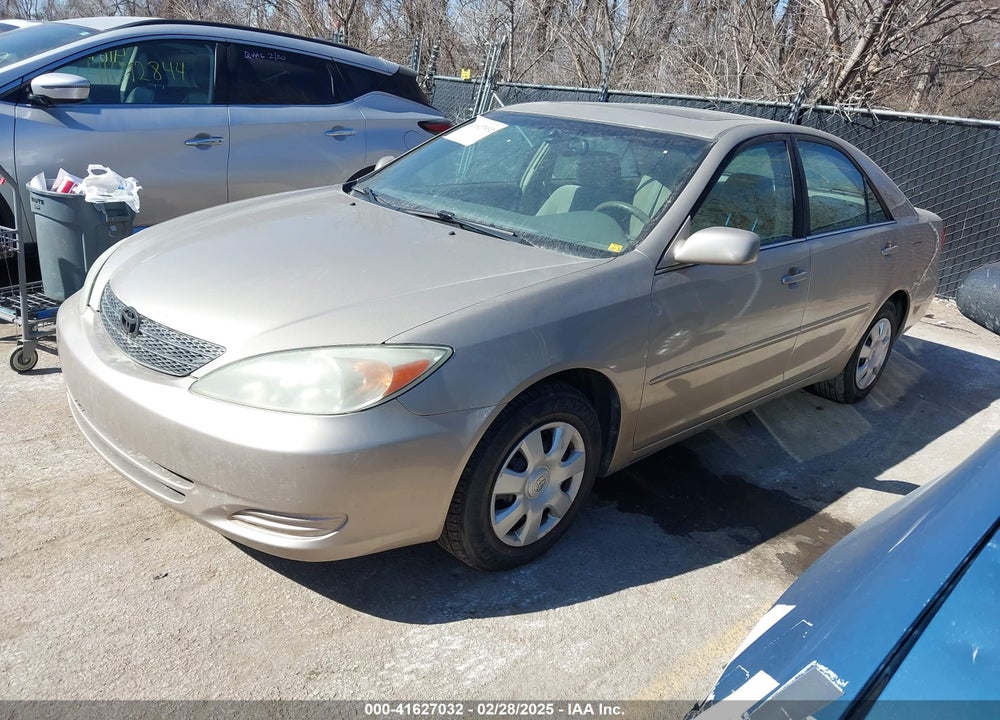 2004 TOYOTA CAMRY LE VIN: 4T1BE32K74U858523