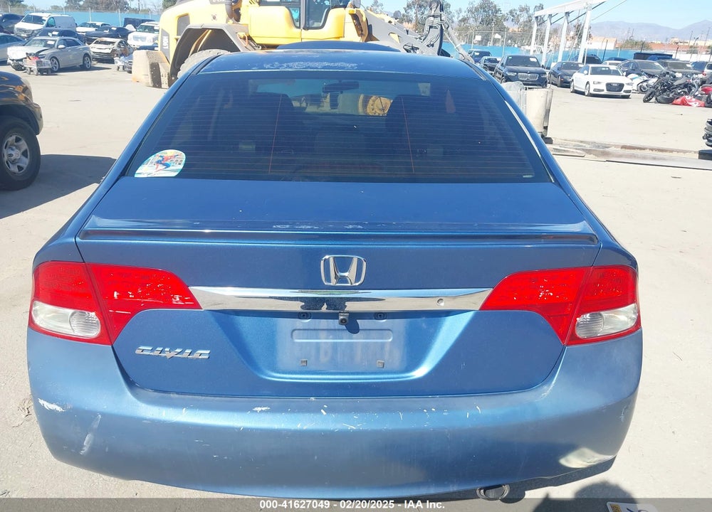 2010 HONDA CIVIC VIN: 19XFA1F68AE074445