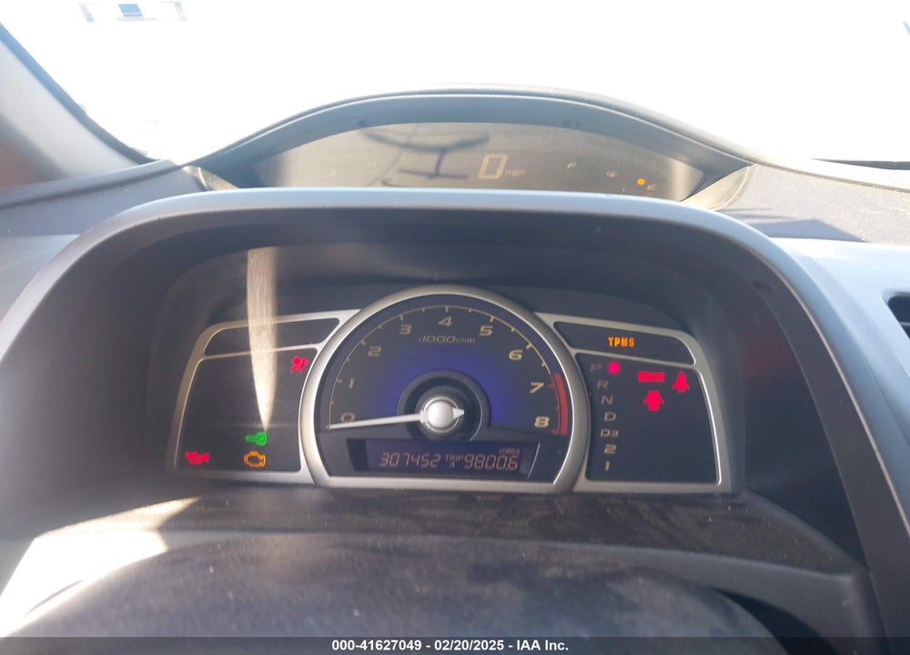 2010 HONDA CIVIC VIN: 19XFA1F68AE074445