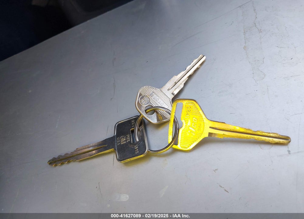 1991 TOYOTA CAMRY VIN: 4T1SV24E1MU436572
