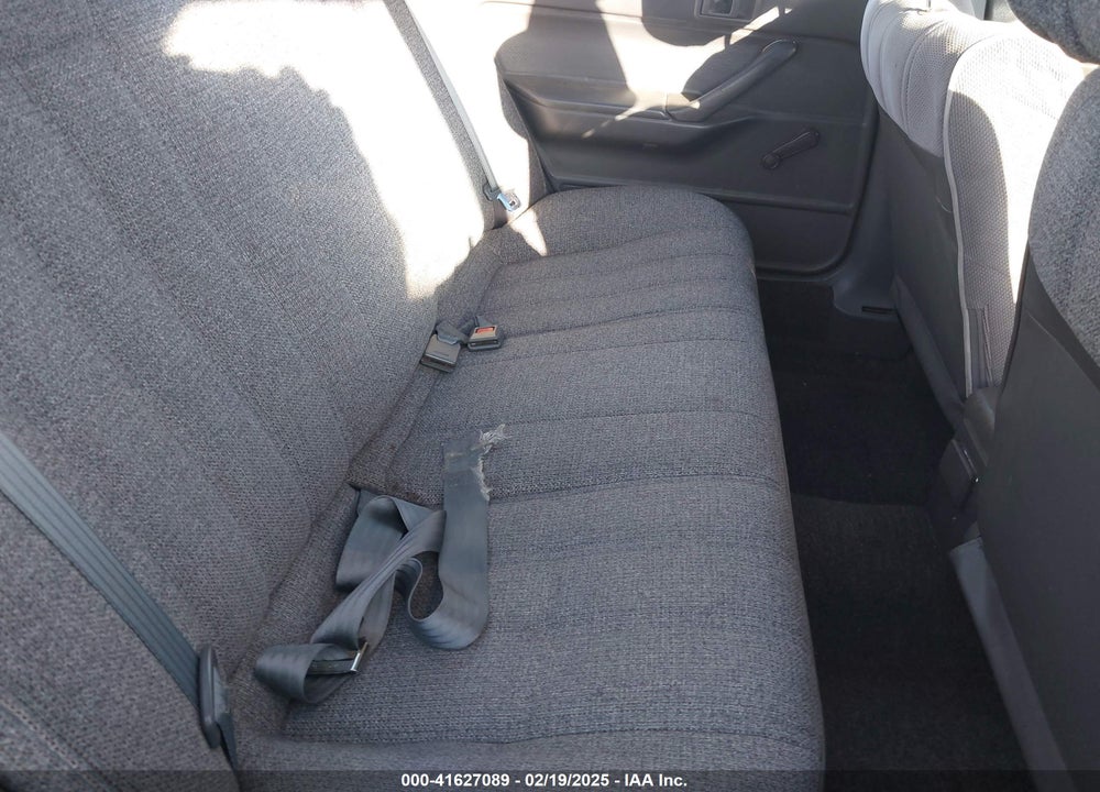 1991 TOYOTA CAMRY VIN: 4T1SV24E1MU436572