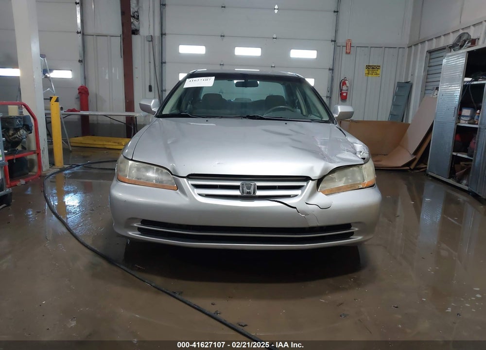 2002 HONDA ACCORD 2.3 LX VIN: 1HGCG56412A009675