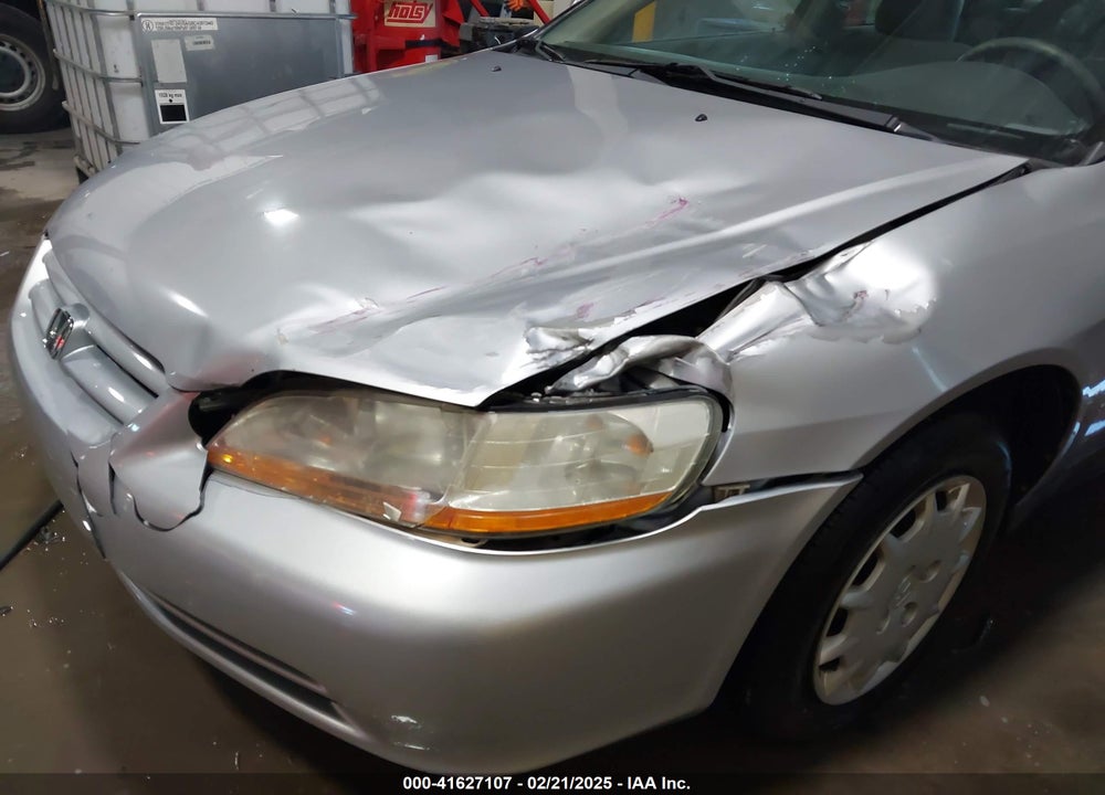 2002 HONDA ACCORD 2.3 LX VIN: 1HGCG56412A009675