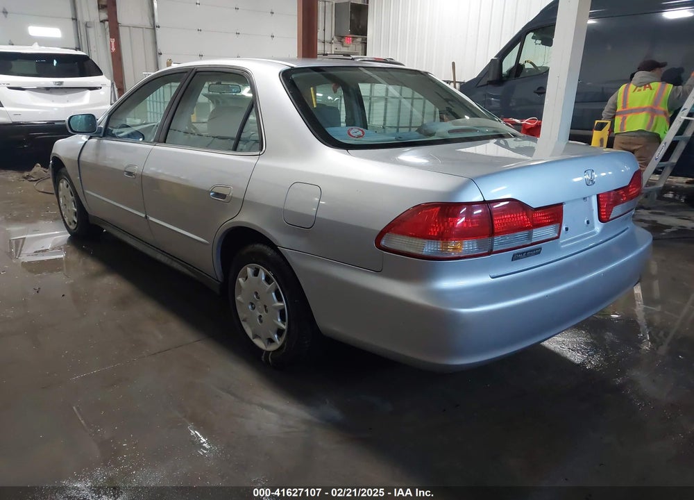 2002 HONDA ACCORD 2.3 LX VIN: 1HGCG56412A009675