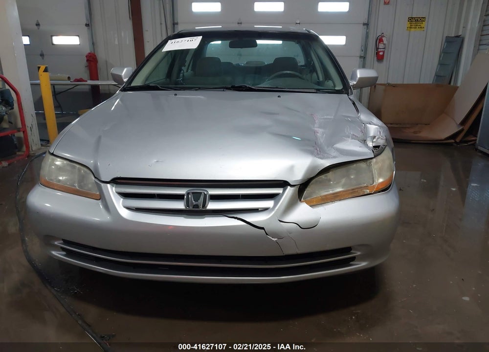 2002 HONDA ACCORD 2.3 LX VIN: 1HGCG56412A009675