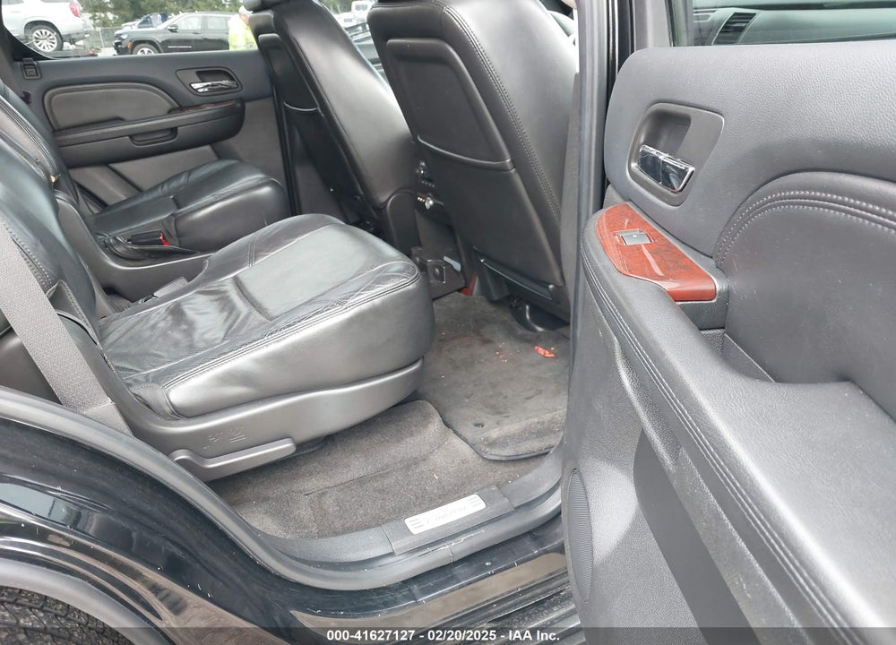 2008 CADILLAC ESCALADE STANDARD VIN: 1GYFK63848R233616