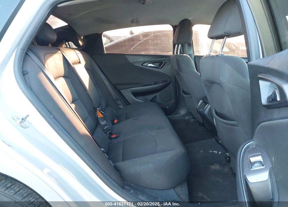 2018 CHEVROLET MALIBU VIN: 1G1ZD5STXJF248666