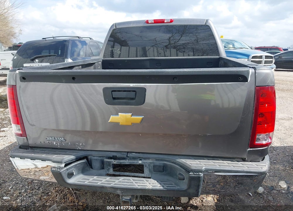 2011 GMC SIERRA 1500 SLE VIN: 3GTP1VE06BG260158
