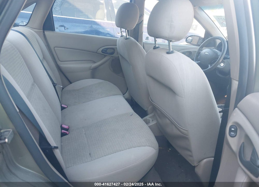 2004 FORD FOCUS SE VIN: 1FAFP34Z44W120473