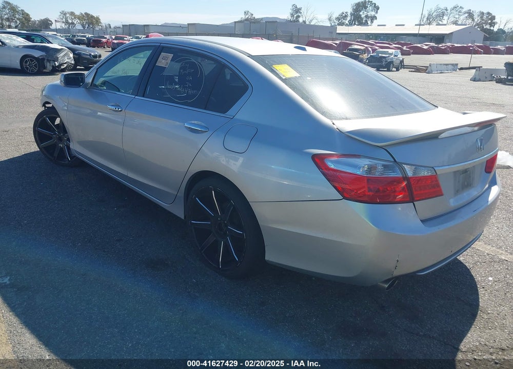 2013 HONDA ACCORD TOURING VIN: 1HGCR3F95DA030607
