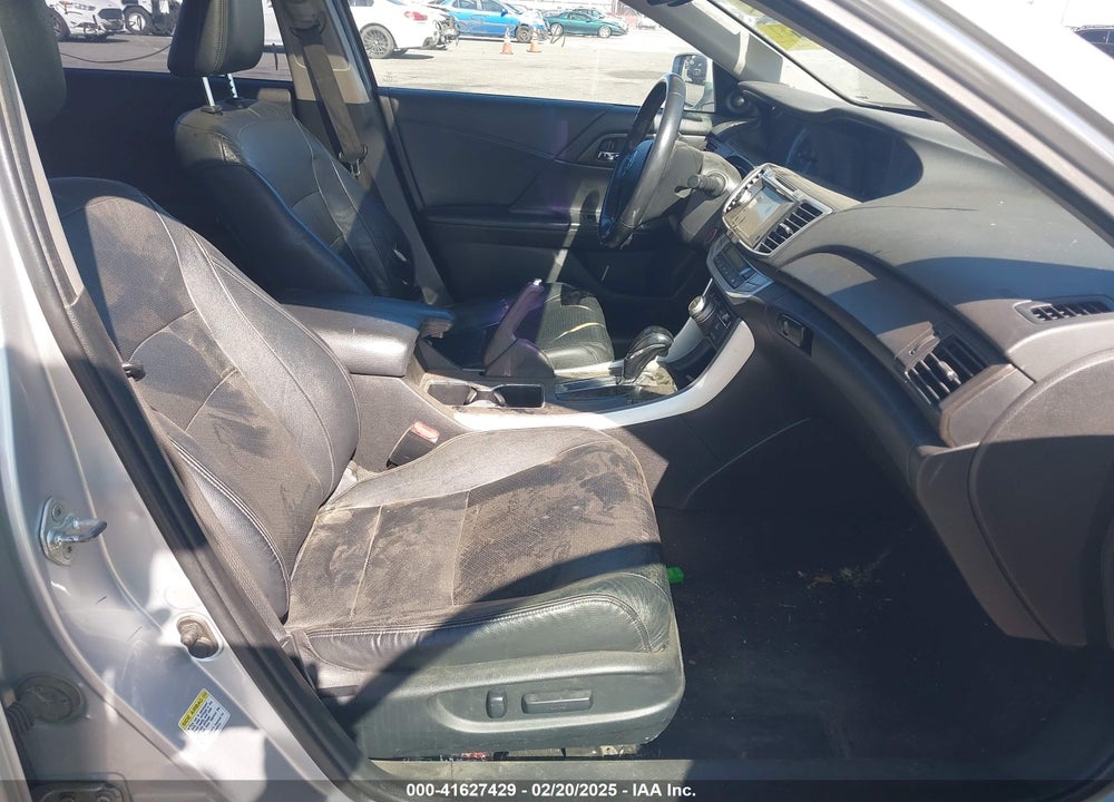 2013 HONDA ACCORD TOURING VIN: 1HGCR3F95DA030607
