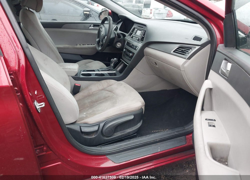 2016 HYUNDAI SONATA VIN: 5NPE24AF5GH399527