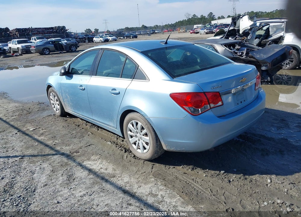 2011 CHEVROLET CRUZE VIN: 1G1PC5SH8B7135509