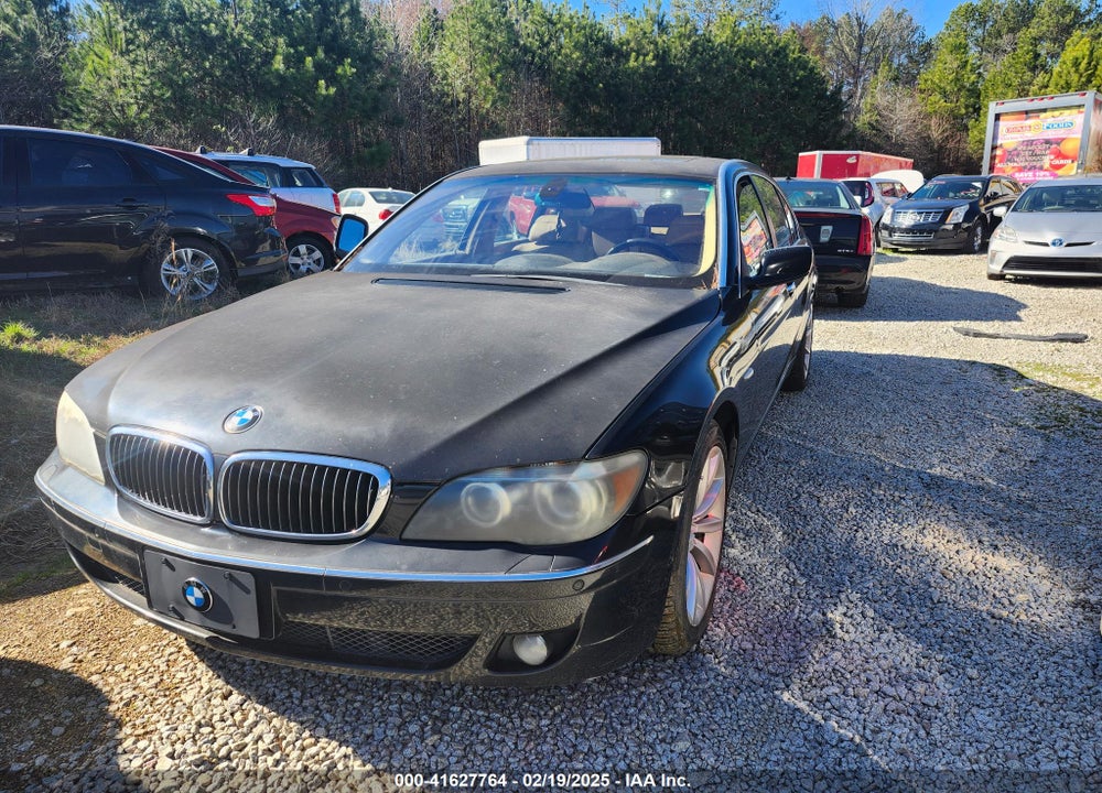 2008 BMW 750LI VIN: WBAHN83558DT84353