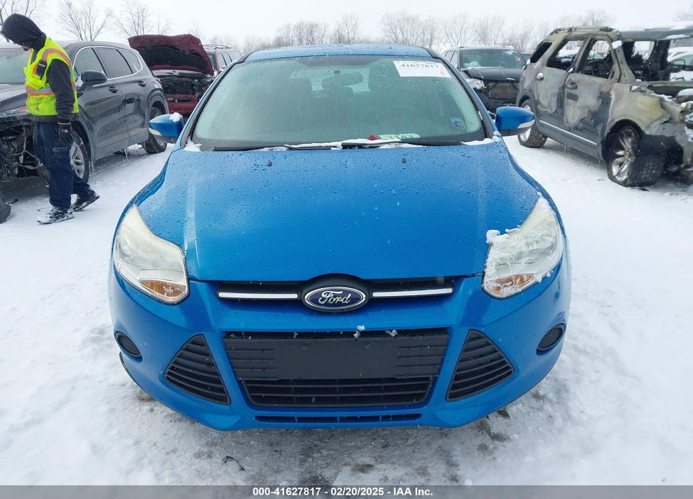 2014 FORD FOCUS VIN: 1FADP3K20EL173882