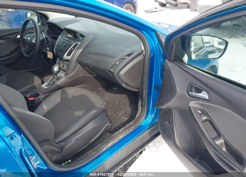 2014 FORD FOCUS VIN: 1FADP3K20EL173882