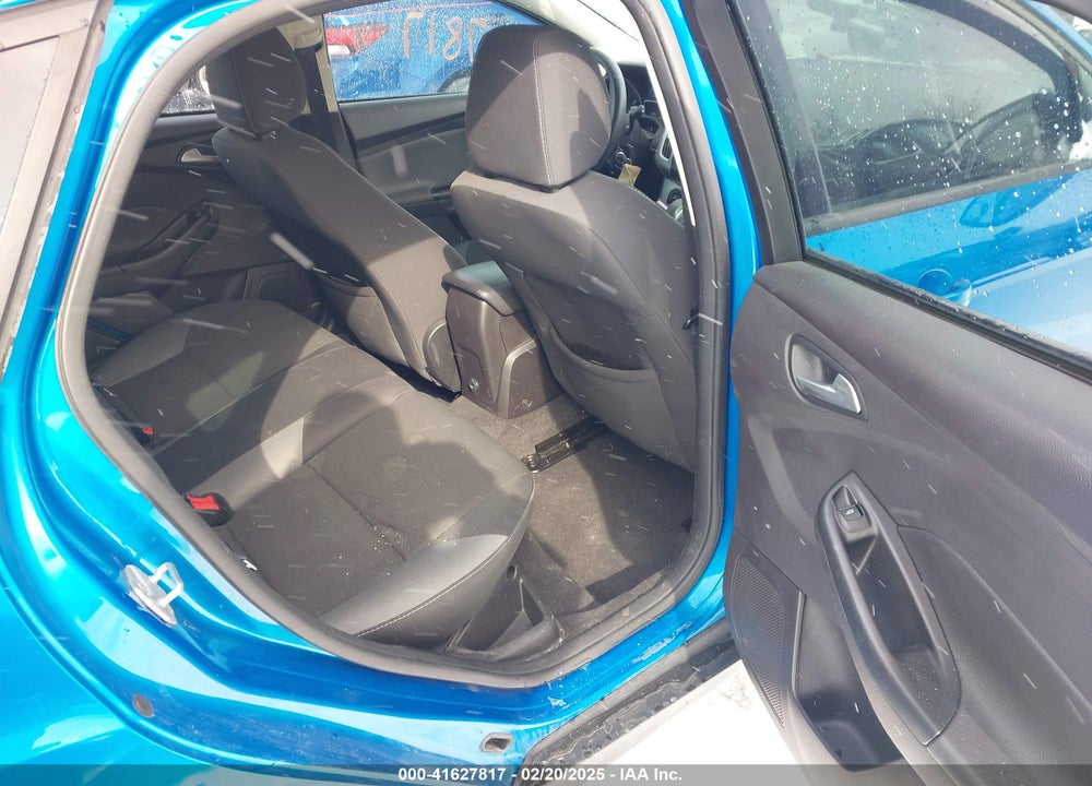 2014 FORD FOCUS VIN: 1FADP3K20EL173882