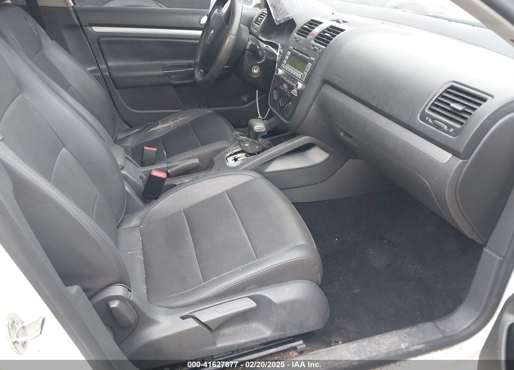 2008 VOLKSWAGEN JETTA SE/SEL VIN: 3VWRZ71K98M095346