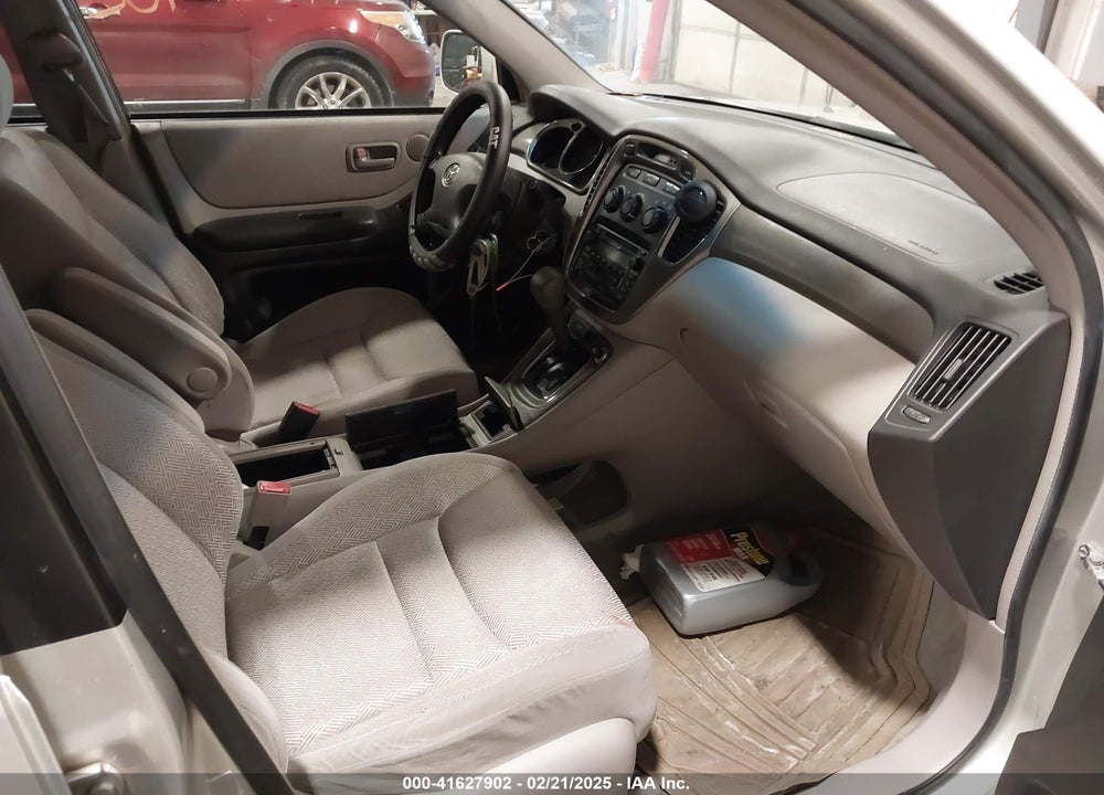 2003 TOYOTA HIGHLANDER VIN: JTEGD21A130068555