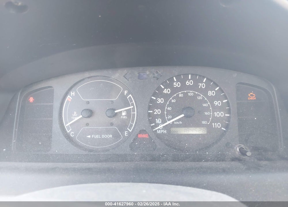 2001 CHEVROLET PRIZM VIN: 1Y1SK52801Z420692