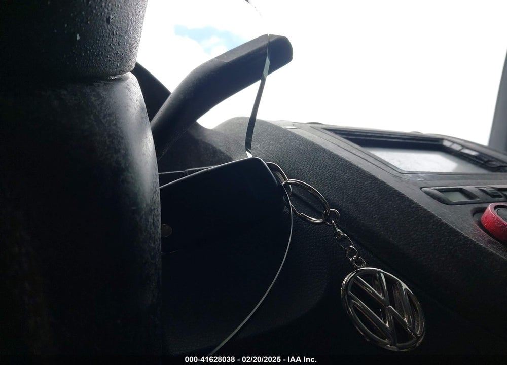 2007 VOLKSWAGEN GTI 2-DOOR VIN: WVWEV71K07W092461