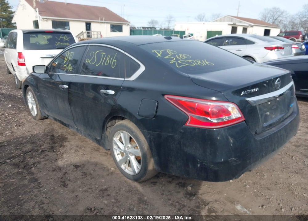 2013 NISSAN ALTIMA VIN: 1N4AL3AP4DC175483