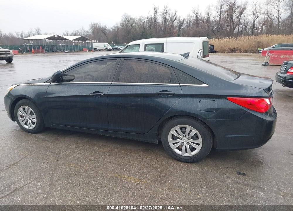 2012 HYUNDAI SONATA GLS VIN: 5NPEB4AC1CH353130