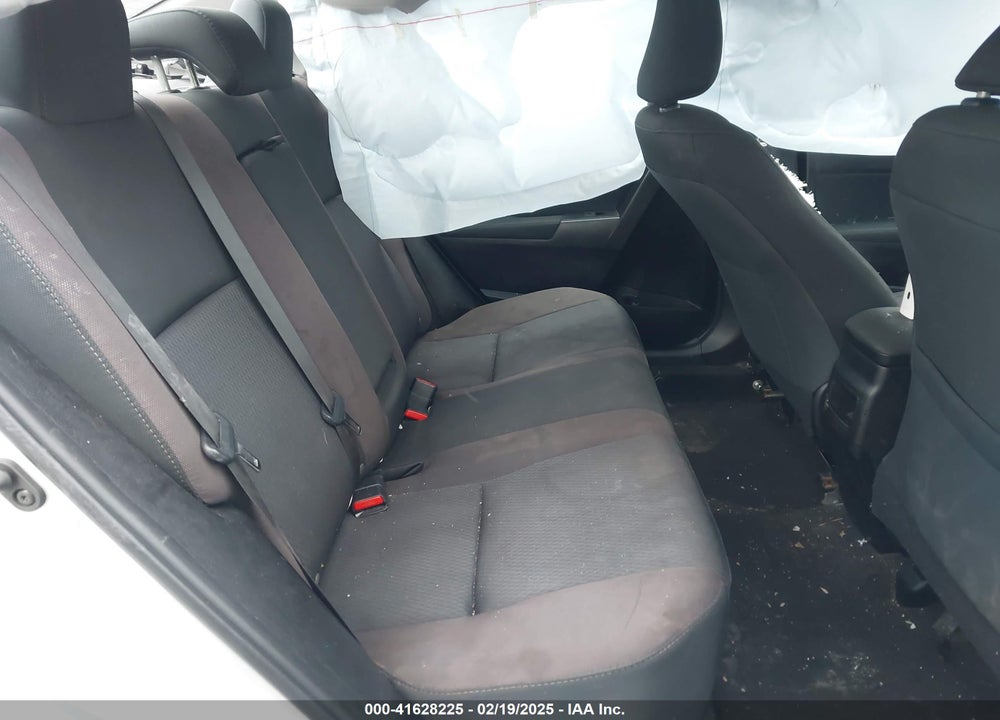 2018 TOYOTA COROLLA LE VIN: 5YFBURHE5JP849775