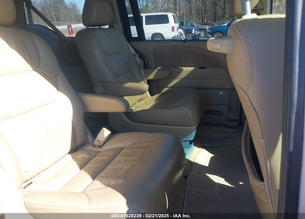 2010 HONDA ODYSSEY EX-L VIN: 5FNRL3H60AB103558