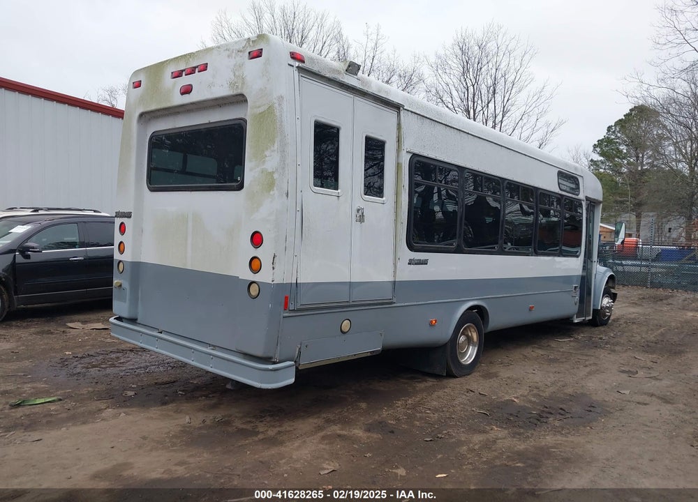 2001 INTERNATIONAL 3000 3400 VIN: 1HVBEABM71H364171