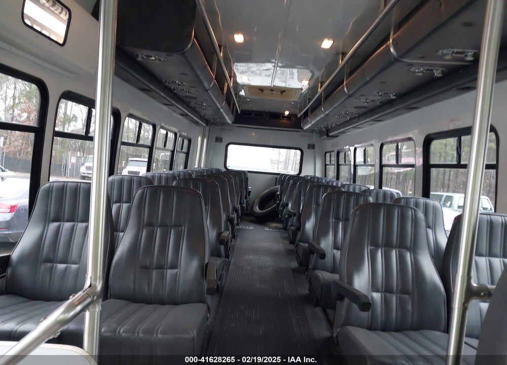 2001 INTERNATIONAL 3000 3400 VIN: 1HVBEABM71H364171