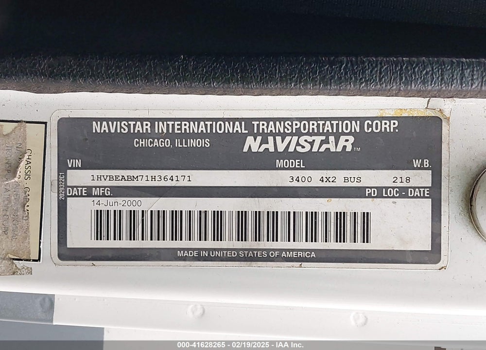 2001 INTERNATIONAL 3000 3400 VIN: 1HVBEABM71H364171