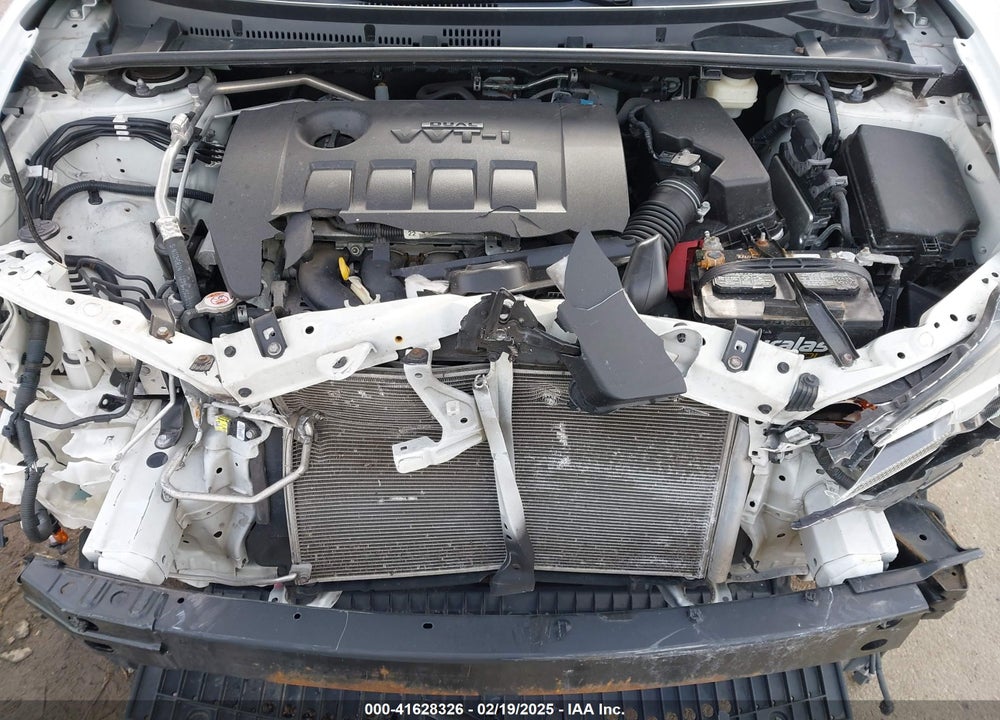2018 TOYOTA COROLLA LE VIN: 2T1BURHE7JC003664