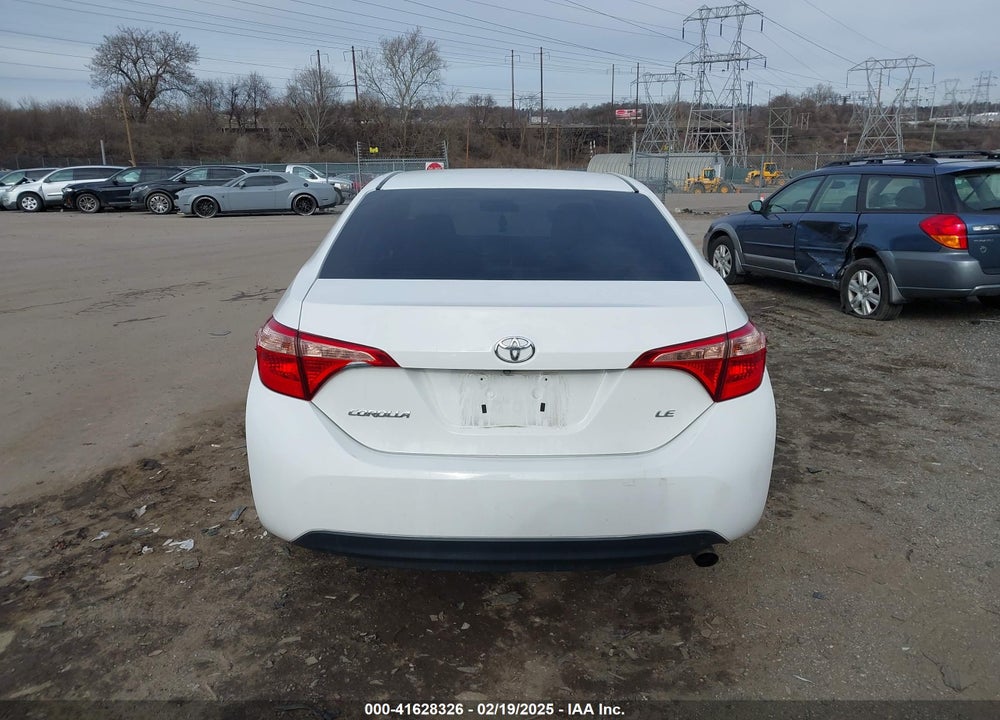 2018 TOYOTA COROLLA LE VIN: 2T1BURHE7JC003664