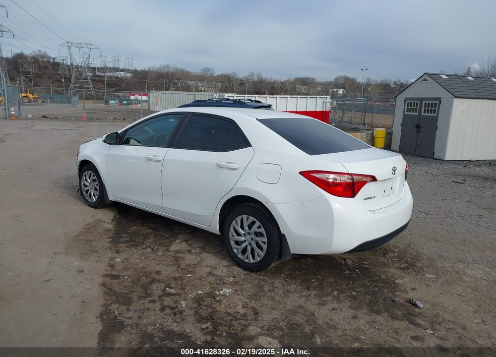 2018 TOYOTA COROLLA LE VIN: 2T1BURHE7JC003664
