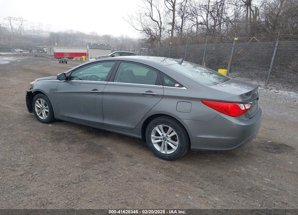 2013 HYUNDAI SONATA VIN: 5NPEB4AC4DH764362