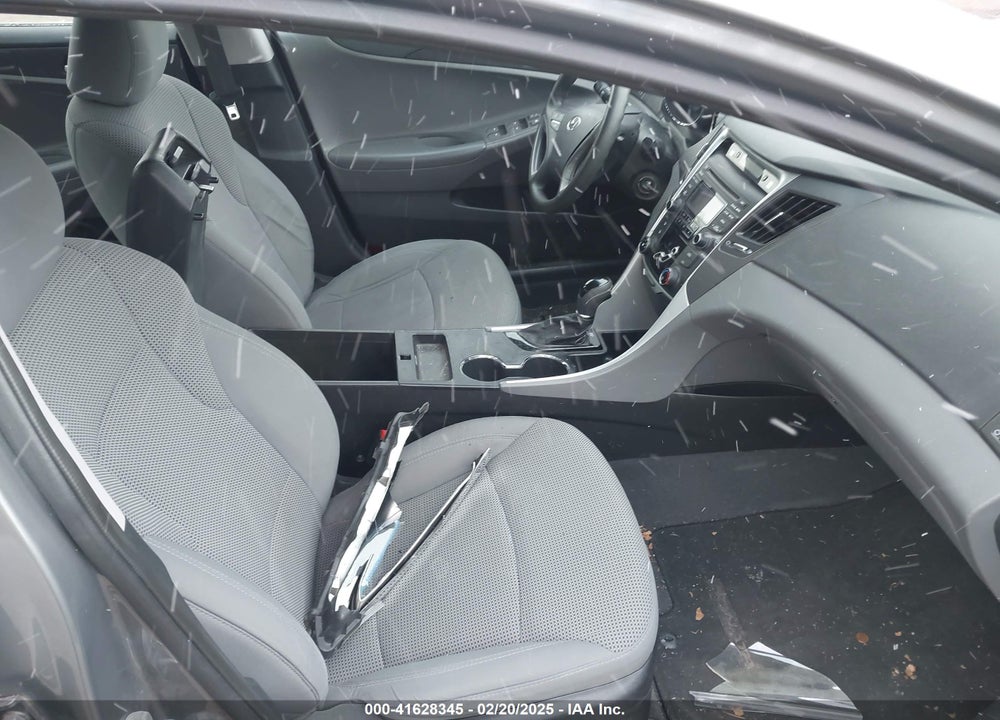 2013 HYUNDAI SONATA VIN: 5NPEB4AC4DH764362