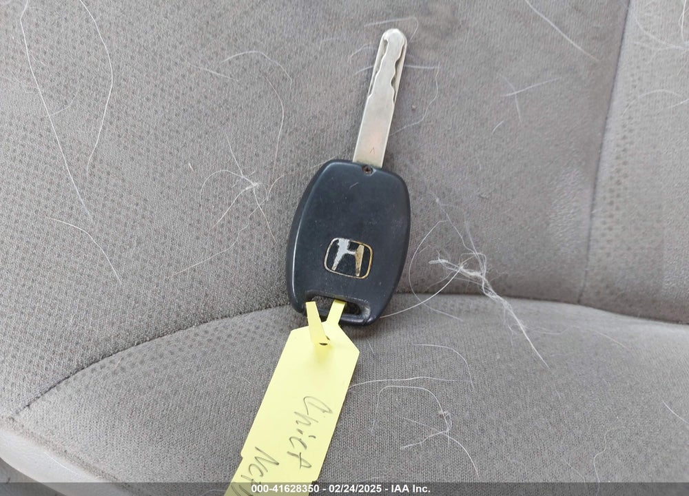 2012 HONDA CIVIC VIN: 19XFB2F52CE002329