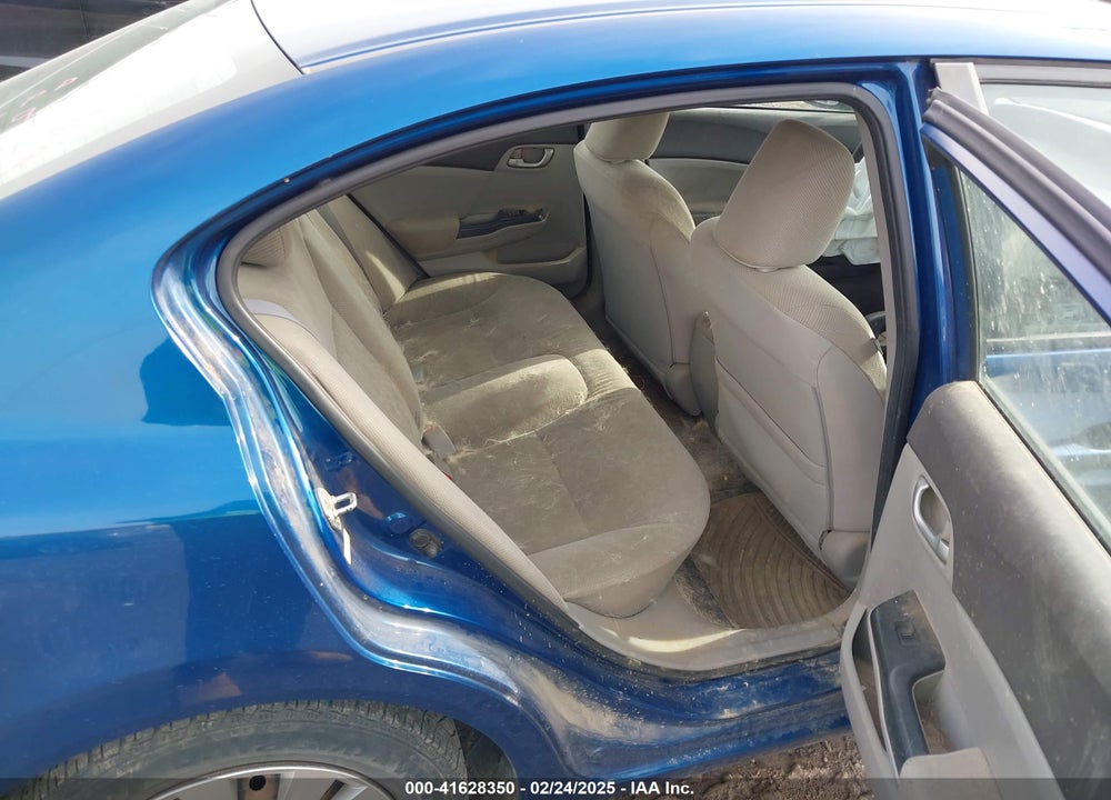 2012 HONDA CIVIC VIN: 19XFB2F52CE002329