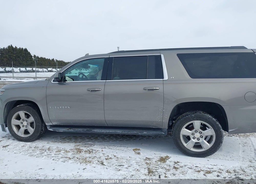 2017 CHEVROLET SUBURBAN LT VIN: 1GNSKHKC9HR388448