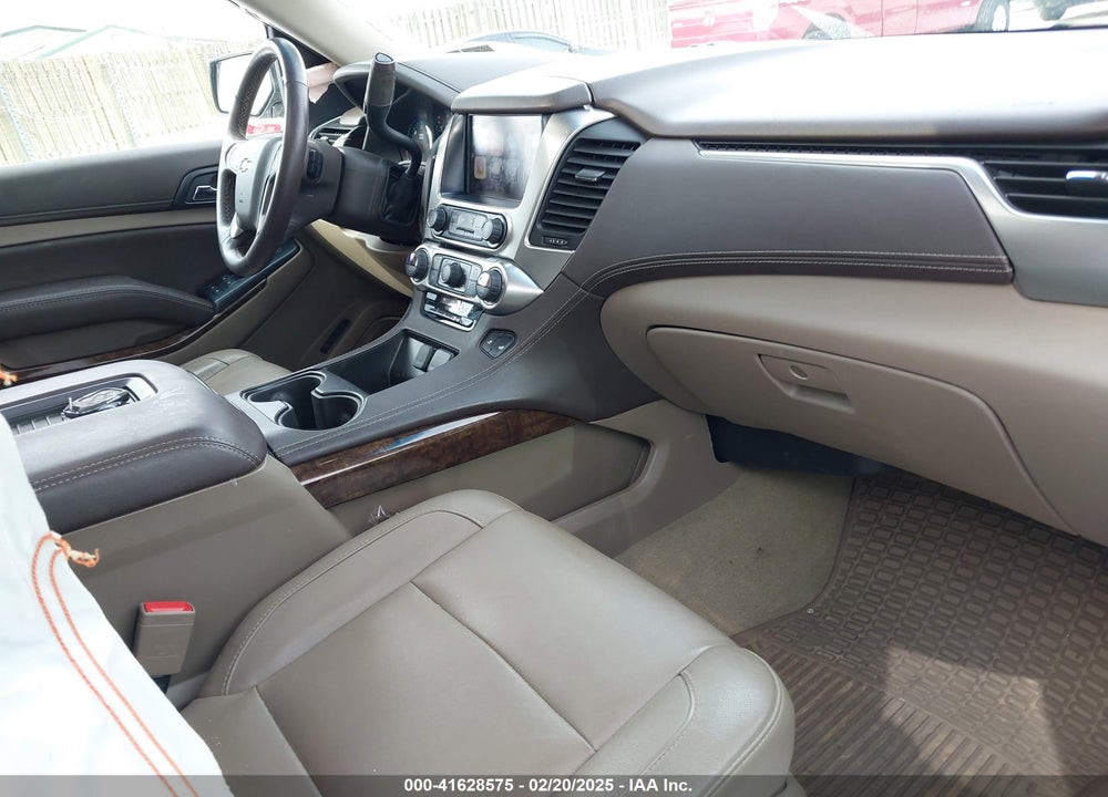 2017 CHEVROLET SUBURBAN LT VIN: 1GNSKHKC9HR388448