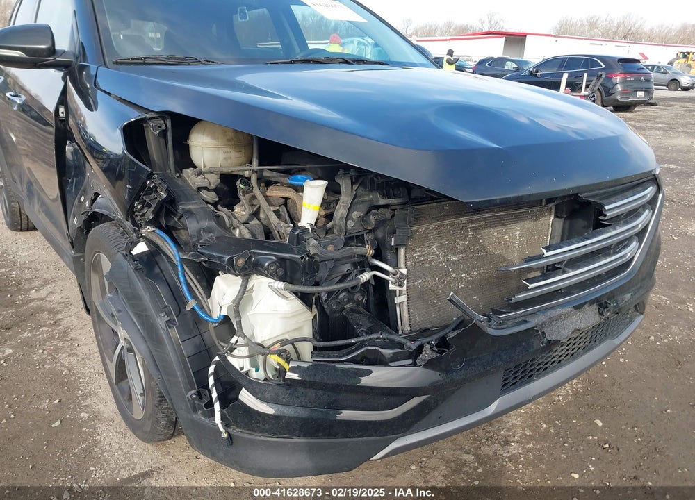 2016 HYUNDAI TUCSON LIMITED VIN: KM8J3CA27GU260116