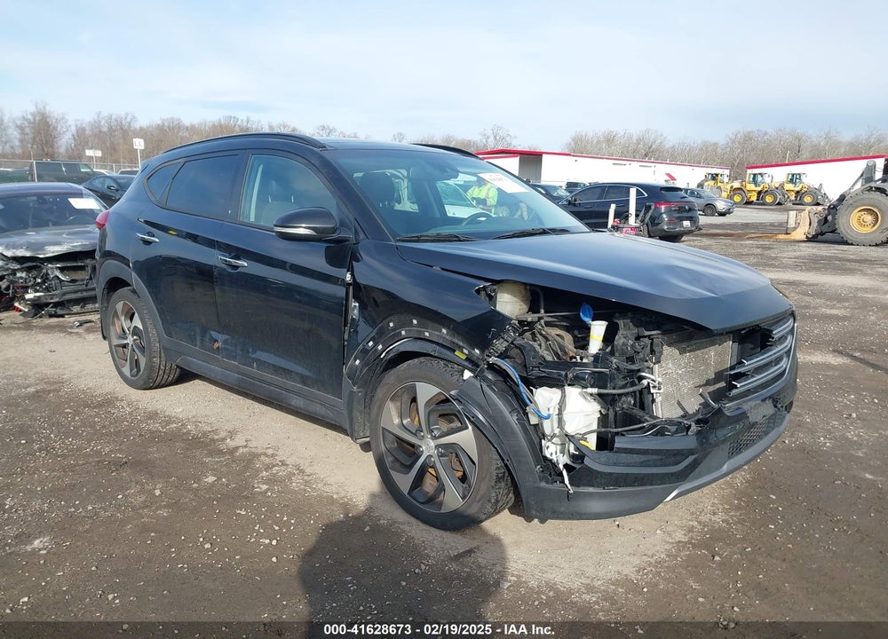 2016 HYUNDAI TUCSON LIMITED VIN: KM8J3CA27GU260116