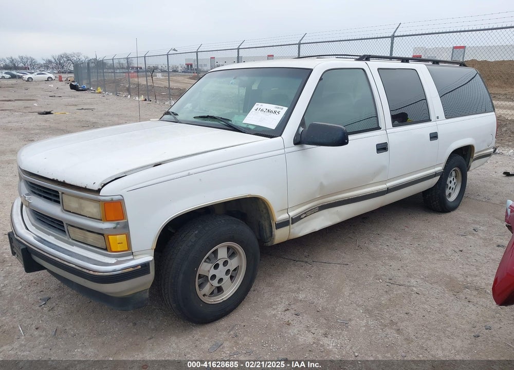 1995 CHEVROLET SUBURBAN C1500 VIN: 1GNEC16K5SJ427187