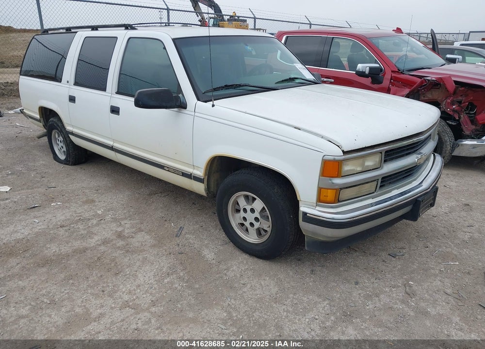 1995 CHEVROLET SUBURBAN C1500 VIN: 1GNEC16K5SJ427187
