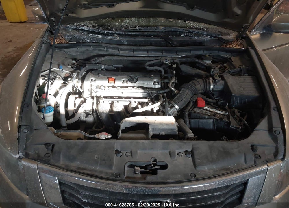 2010 HONDA ACCORD 2.4 EX VIN: 1HGCP2F77AA153187