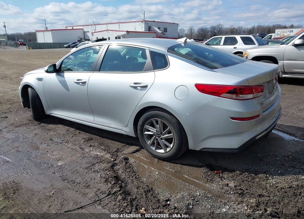 2019 KIA OPTIMA VIN: 5XXGT4L33KG320319