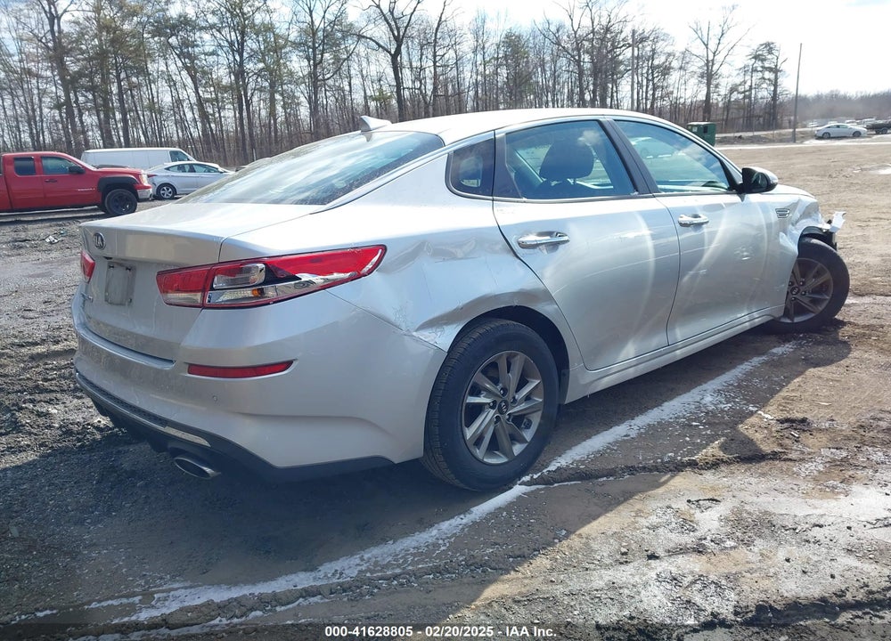2019 KIA OPTIMA VIN: 5XXGT4L33KG320319