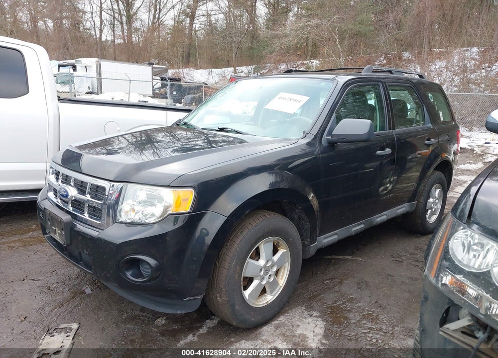 2010 FORD ESCAPE XLS VIN: 1FMCU9C70AKC65324