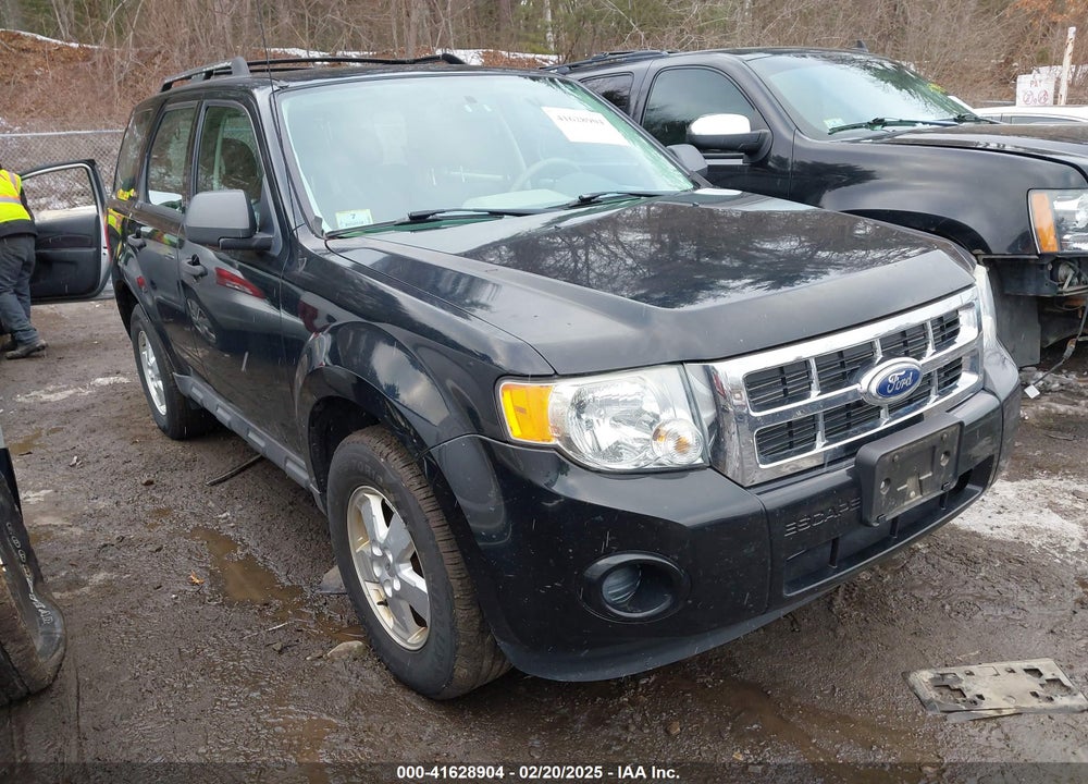 2010 FORD ESCAPE XLS VIN: 1FMCU9C70AKC65324